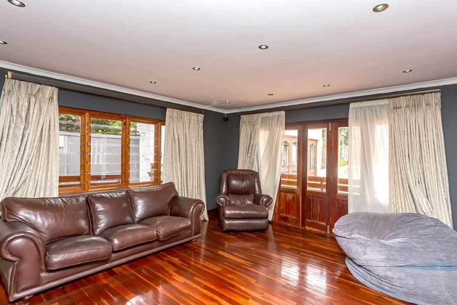 To Let 5 Bedroom Property for Rent in Milnerton Western Cape